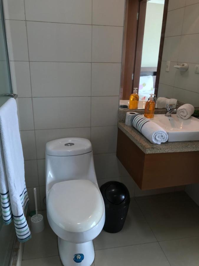 Suites Emporium Guayaquil Exteriör bild